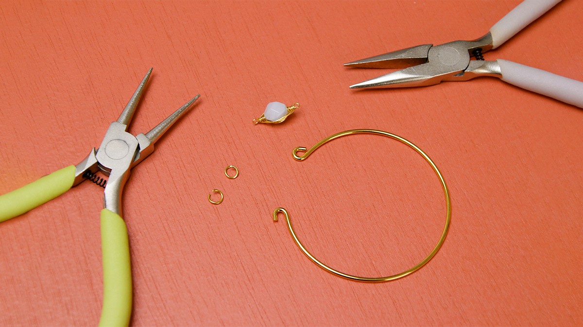 Bracciale a incastro Tuto con imitazione di pietre preziose : Tappa 1 Bracciale a incastro Tuto con imitazione di pietre preziose : Tappa 1