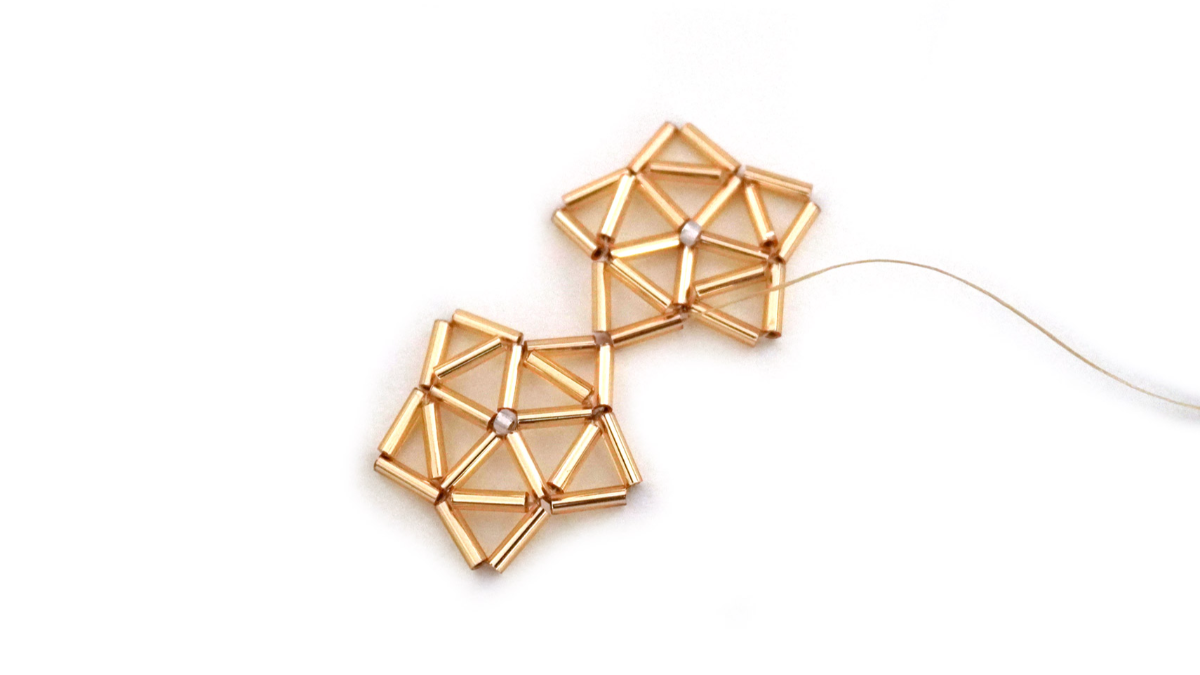 Miyuki Bugles 3D perline stella stile himmeli : Tappa 9 Miyuki Bugles 3D perline stella stile himmeli : Tappa 9