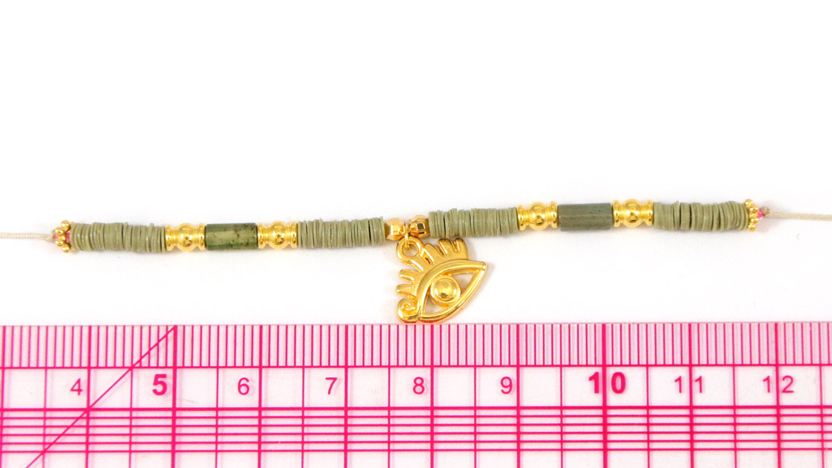 Bracciali sottili Tuto con perline e ciondoli heishi : Tappa 3 Bracciali sottili Tuto con perline e ciondoli heishi : Tappa 3