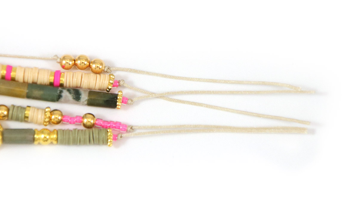 Bracciali sottili Tuto con perline e ciondoli heishi : Tappa 7 Bracciali sottili Tuto con perline e ciondoli heishi : Tappa 7