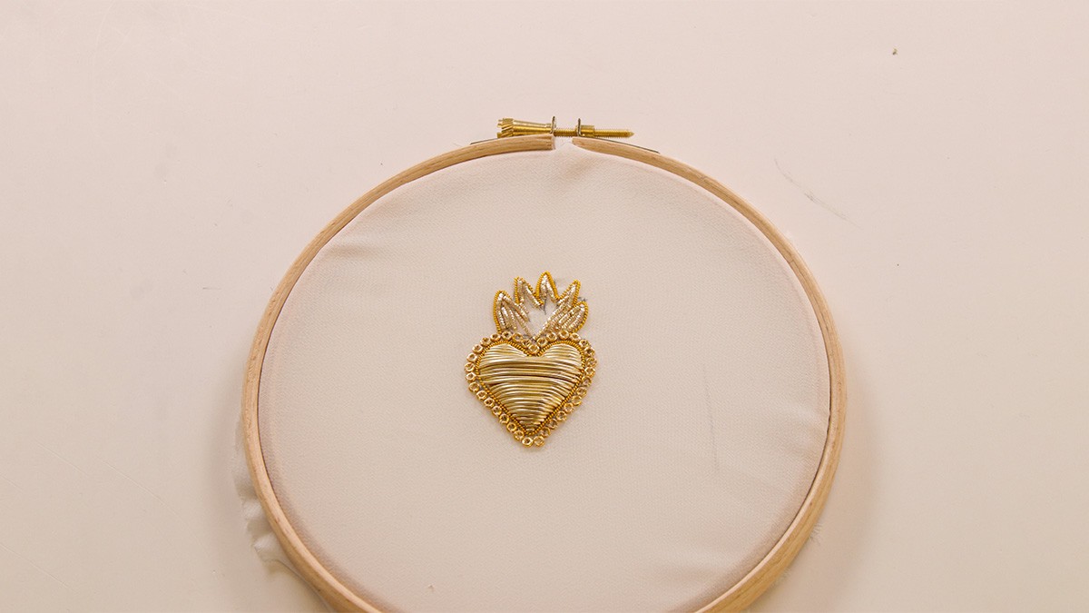 Spilla Tuto cannetille ex-voto : Tappa 7 Spilla Tuto cannetille ex-voto : Tappa 7