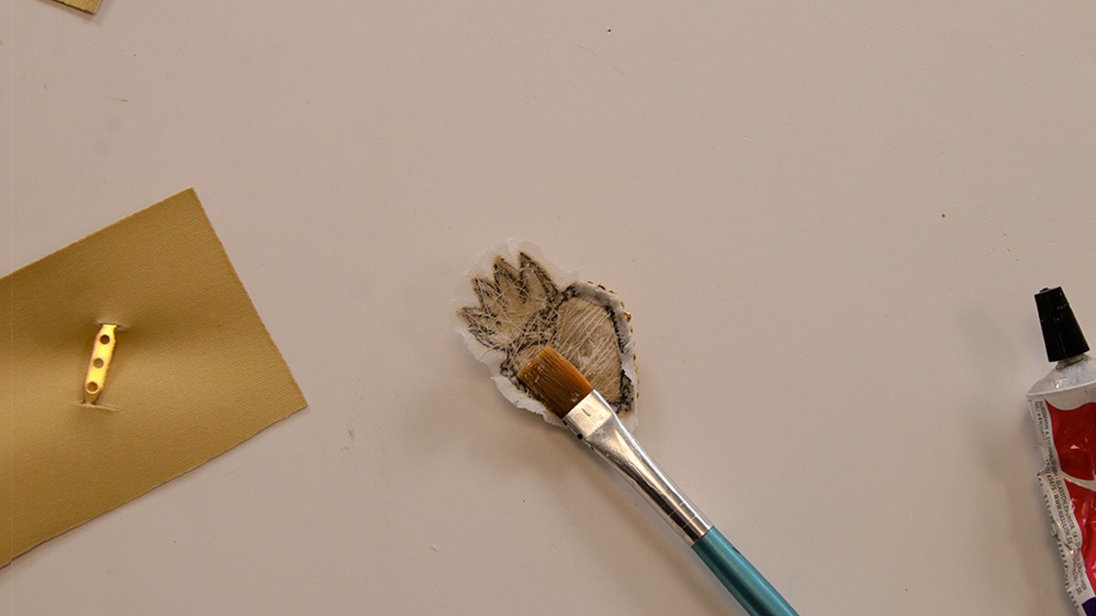 Spilla Tuto cannetille ex-voto : Tappa 10 Spilla Tuto cannetille ex-voto : Tappa 10