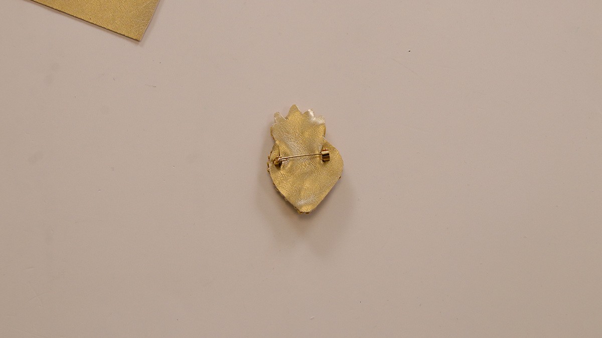 Spilla Tuto cannetille ex-voto : Tappa 11 Spilla Tuto cannetille ex-voto : Tappa 11