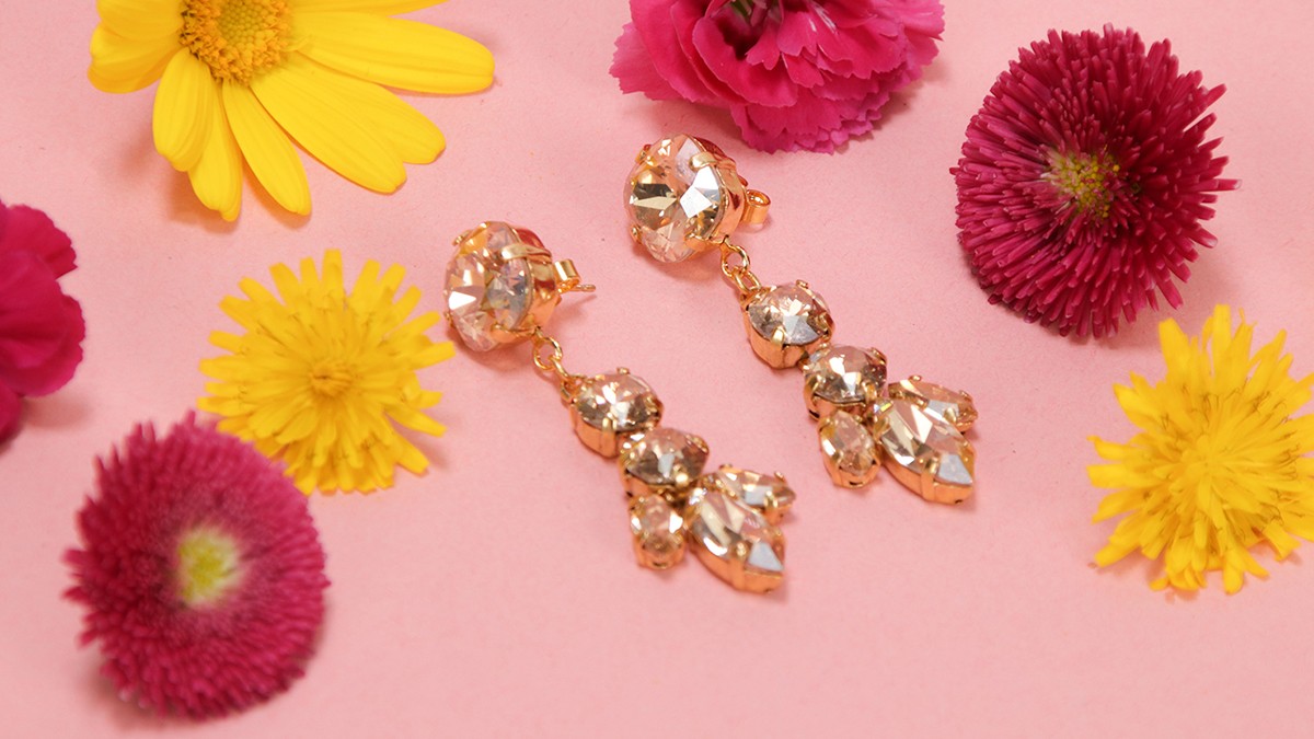 Schema Orecchini pendenti Swarovski o PureCrystal Schema Orecchini pendenti Swarovski o PureCrystal