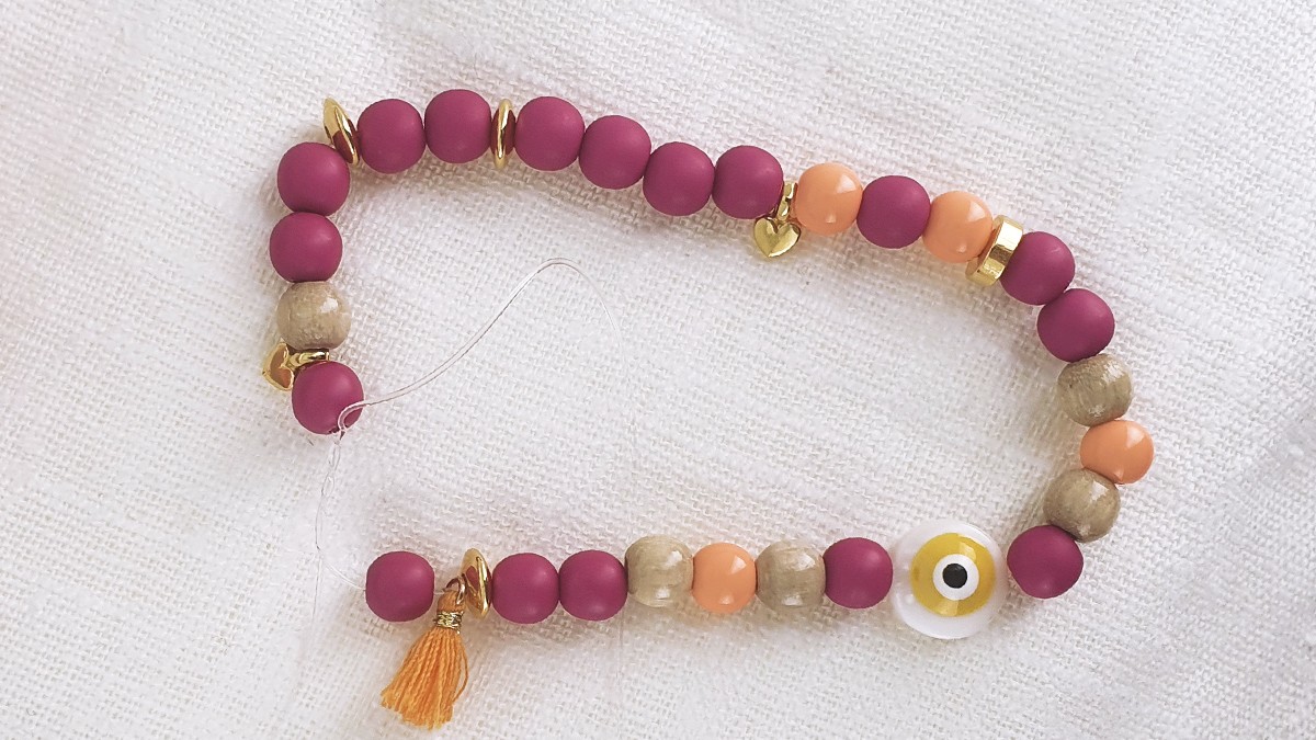 Tutorial bracciale elastico con perline colorate : Tappa 1 Tutorial bracciale elastico con perline colorate : Tappa 1