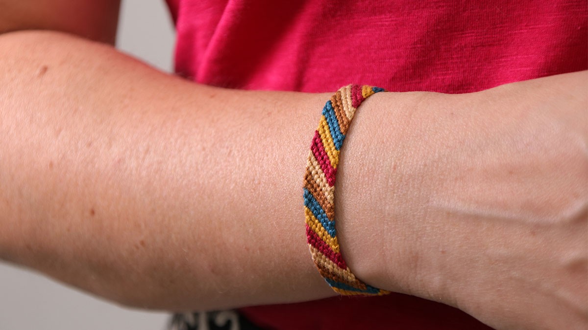 Schema Bracciale brasiliano autunnale facile Schema Bracciale brasiliano autunnale facile