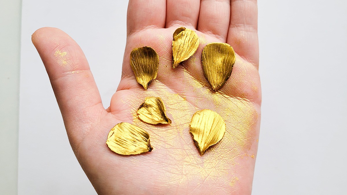 Orecchini a fiore in argilla polimerica placcata in oro : Tappa 11 Orecchini a fiore in argilla polimerica placcata in oro : Tappa 11