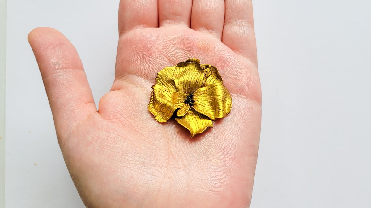 Orecchini a fiore in argilla polimerica placcata in oro : Tappa 13 Orecchini a fiore in argilla polimerica placcata in oro : Tappa 13