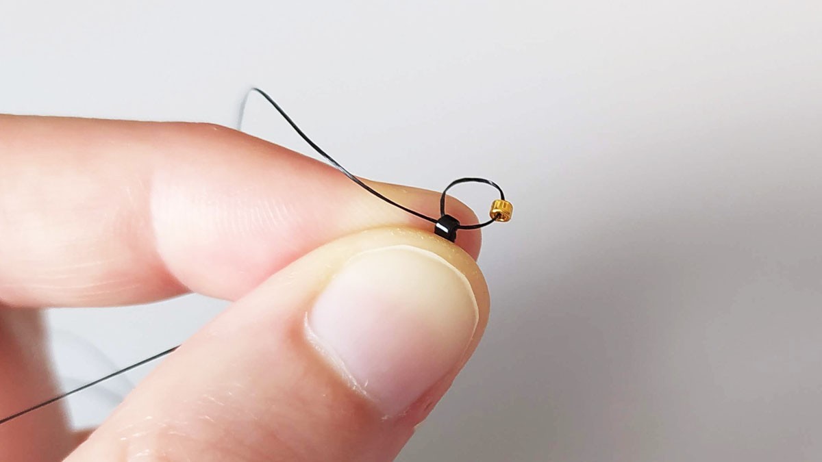 Orecchini con albero di Natale a punto mattone : Tappa 3 Orecchini con albero di Natale a punto mattone : Tappa 3