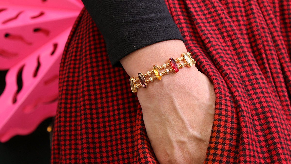 Schema Bracciale doppio con strass e cristalli colorati Schema Bracciale doppio con strass e cristalli colorati