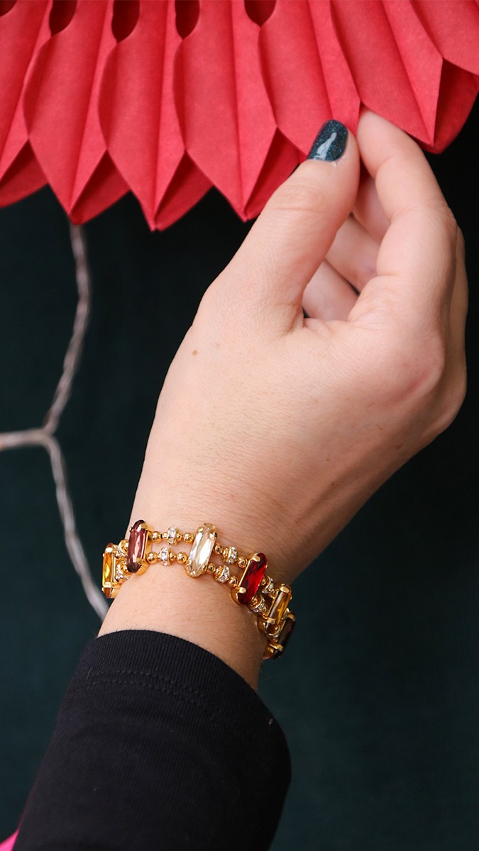 Schema Bracciale doppio con strass e cristalli colorati Schema Bracciale doppio con strass e cristalli colorati