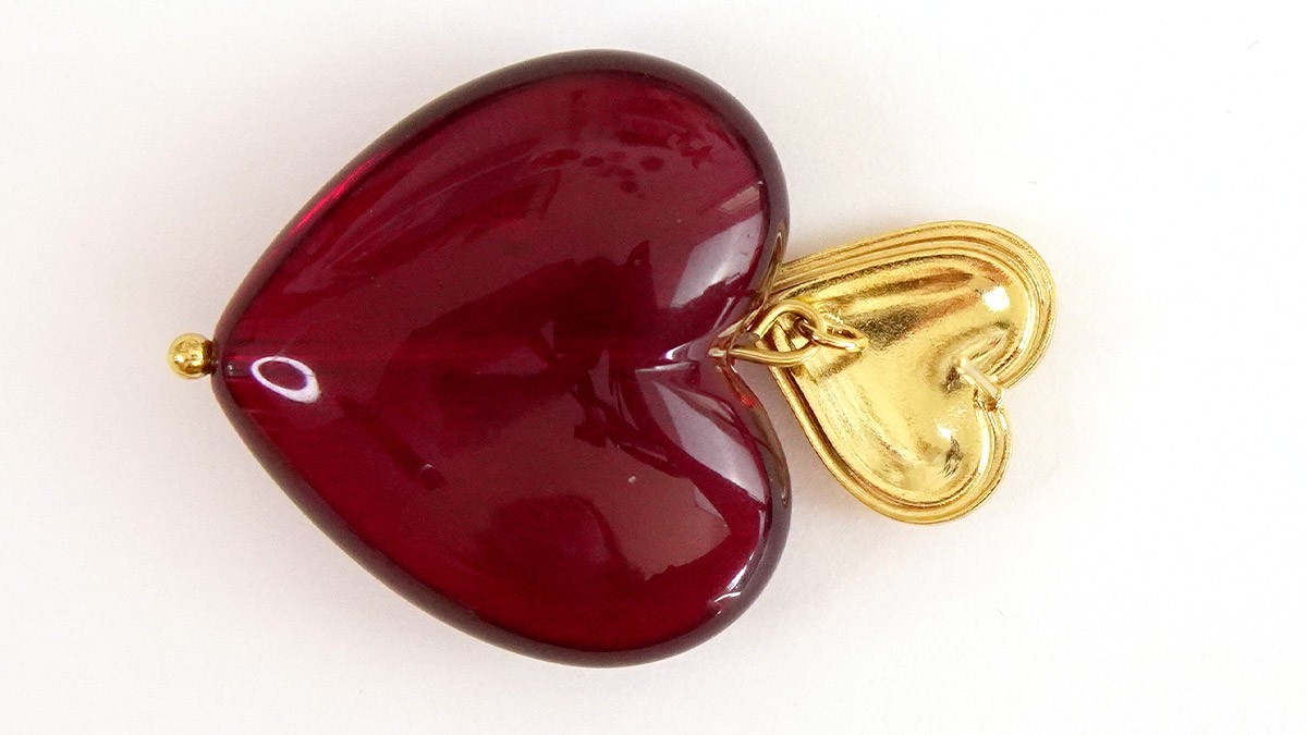 Maxi orecchini a cuore in resina : Tappa 4 Maxi orecchini a cuore in resina : Tappa 4