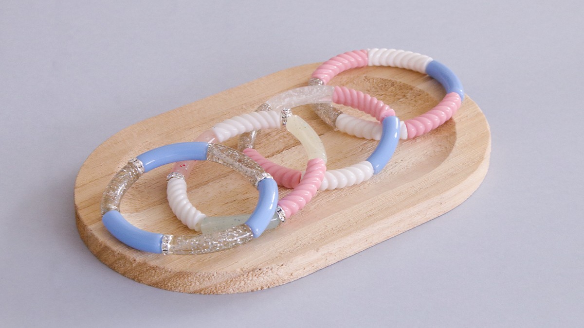 Schema Bracciali a tubo colorati Schema Bracciali a tubo colorati