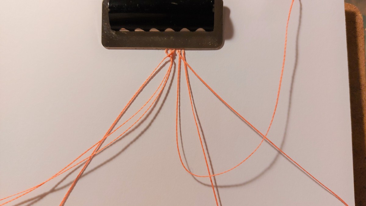 Bracciale estivo in micro-macramè : Tappa 4 Bracciale estivo in micro-macramè : Tappa 4