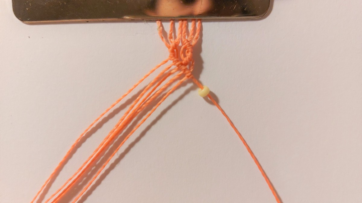 Bracciale estivo in micro-macramè : Tappa 6 Bracciale estivo in micro-macramè : Tappa 6