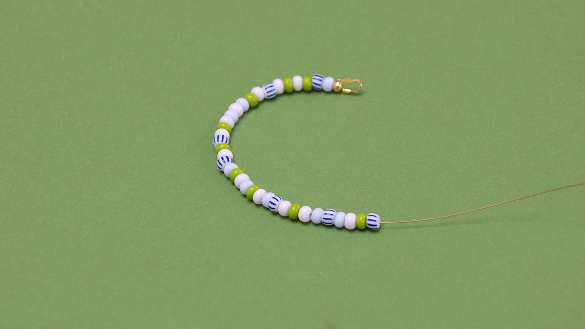 Bracciale duo madre-figlia in perle di semi : Tappa 3 Bracciale duo madre-figlia in perle di semi : Tappa 3