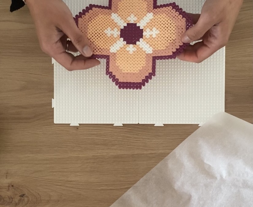 Piatto di gioielli in perle HAMA : Tappa 4 Piatto di gioielli in perle HAMA : Tappa 4