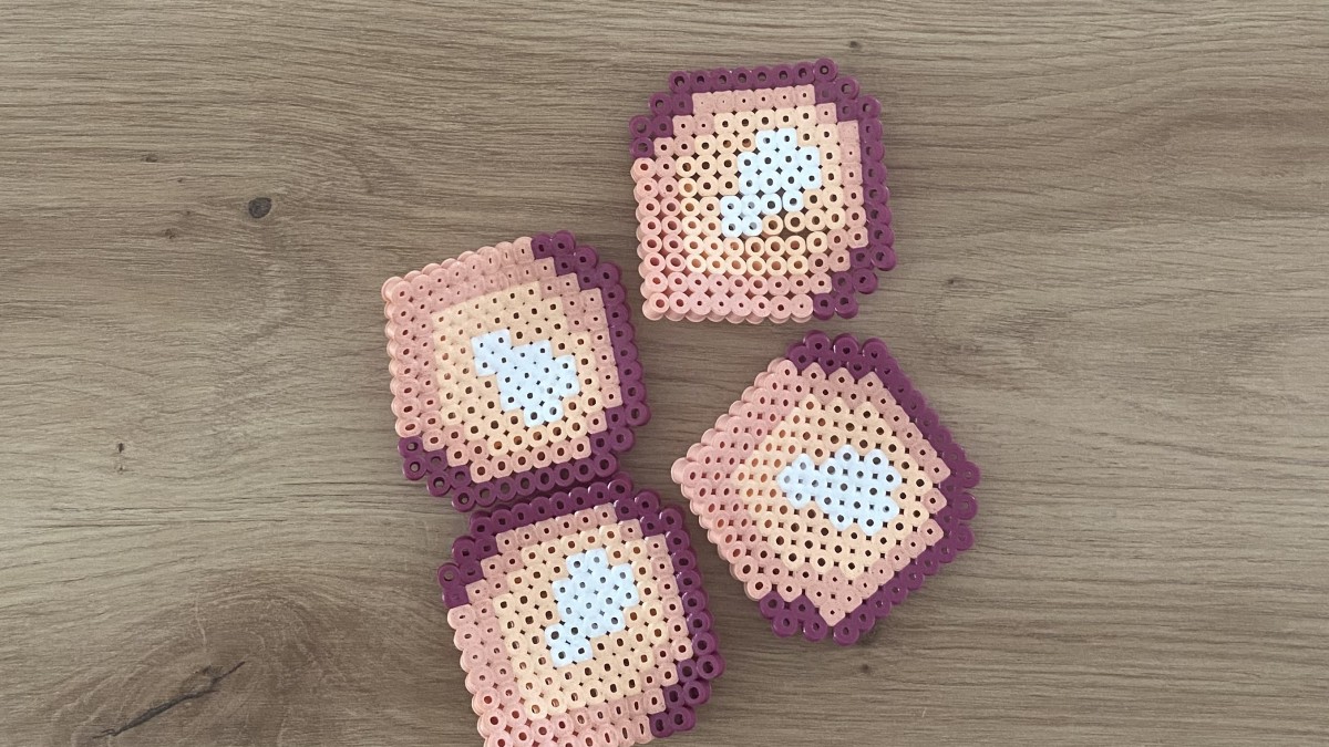 Piatto di gioielli in perle HAMA : Tappa 8 Piatto di gioielli in perle HAMA : Tappa 8