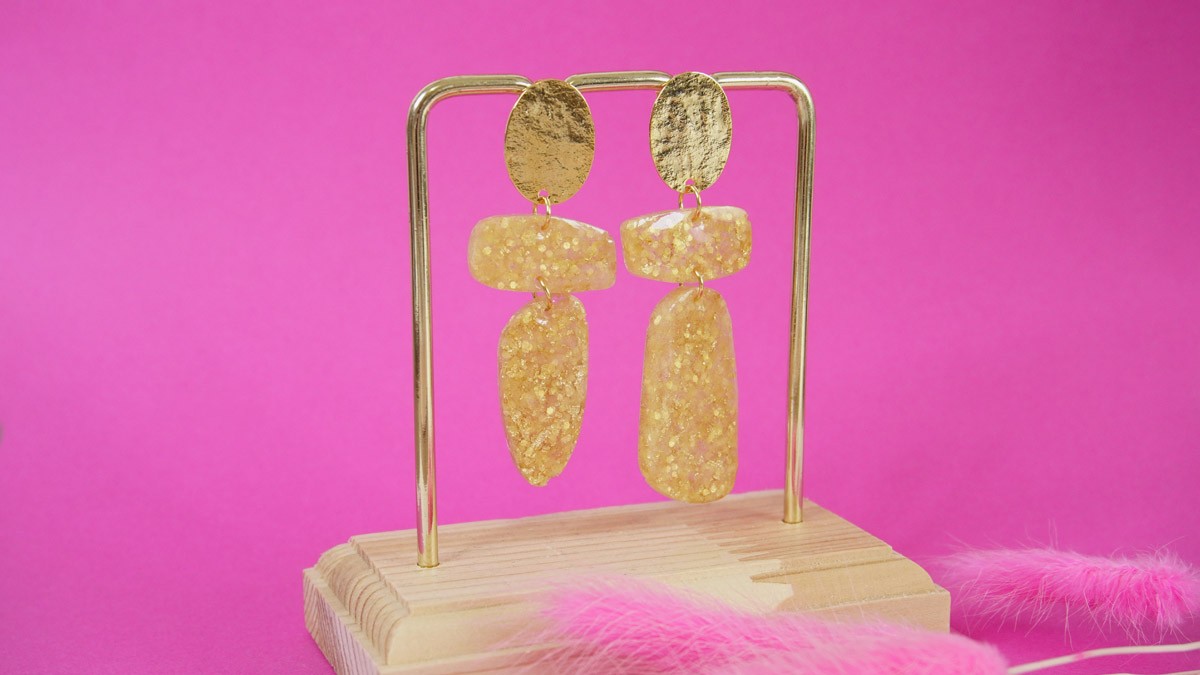 Orecchini in resina epossidica e glitter Orecchini in resina epossidica e glitter