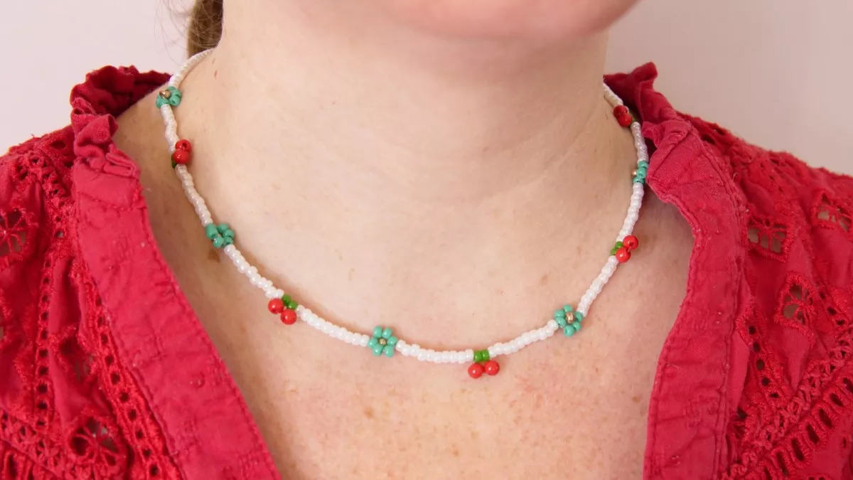 Schema Collana di perle di ciliegio e perle di semi Miyuki Schema Collana di perle di ciliegio e perle di semi Miyuki