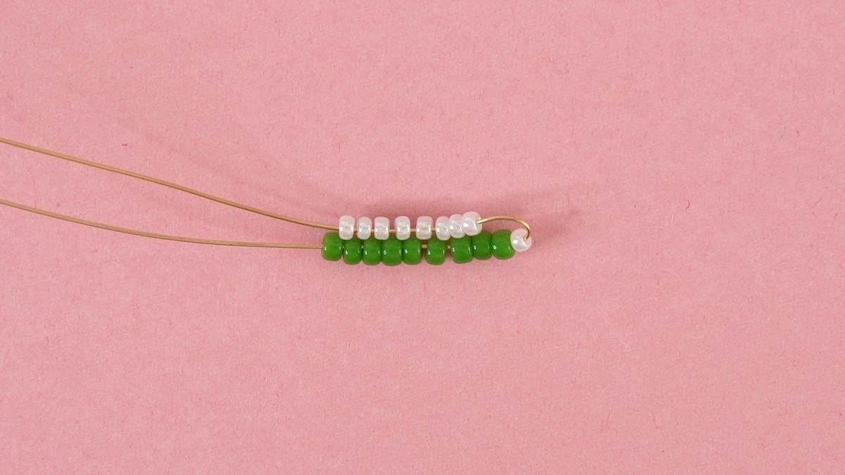 Collana di perle con ciondoli a forma di anguria : Tappa 1 Collana di perle con ciondoli a forma di anguria : Tappa 1