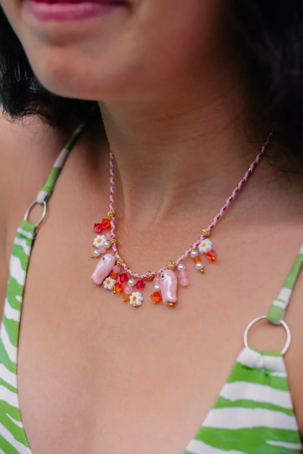 Schema Collana estiva in cordoncino con ciondoli Schema Collana estiva in cordoncino con ciondoli