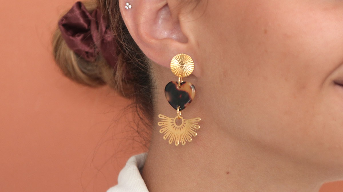 Orecchini leopardati : Tappa 1 Orecchini leopardati : Tappa 1