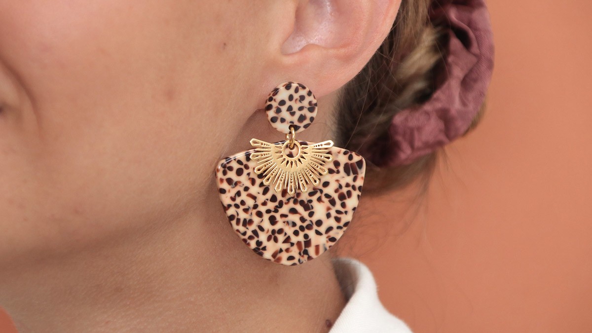 Orecchini leopardati : Tappa 3 Orecchini leopardati : Tappa 3