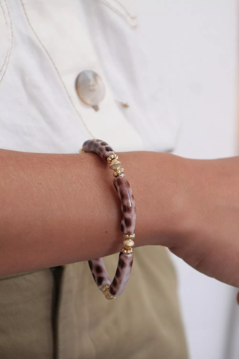 Schema Bracciale elastico con perline a tubo stampato leopardo Schema Bracciale elastico con perline a tubo stampato leopardo