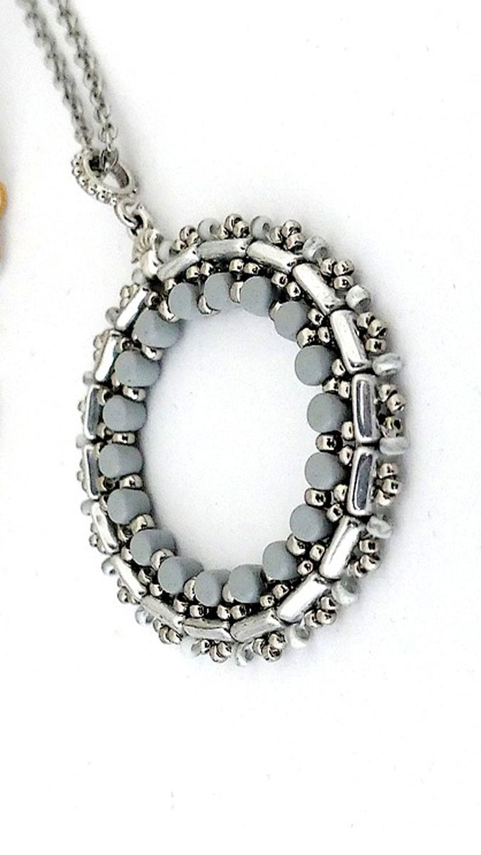 Schema Orecchini Caprice con perline Minos by Puca Schema Orecchini Caprice con perline Minos by Puca