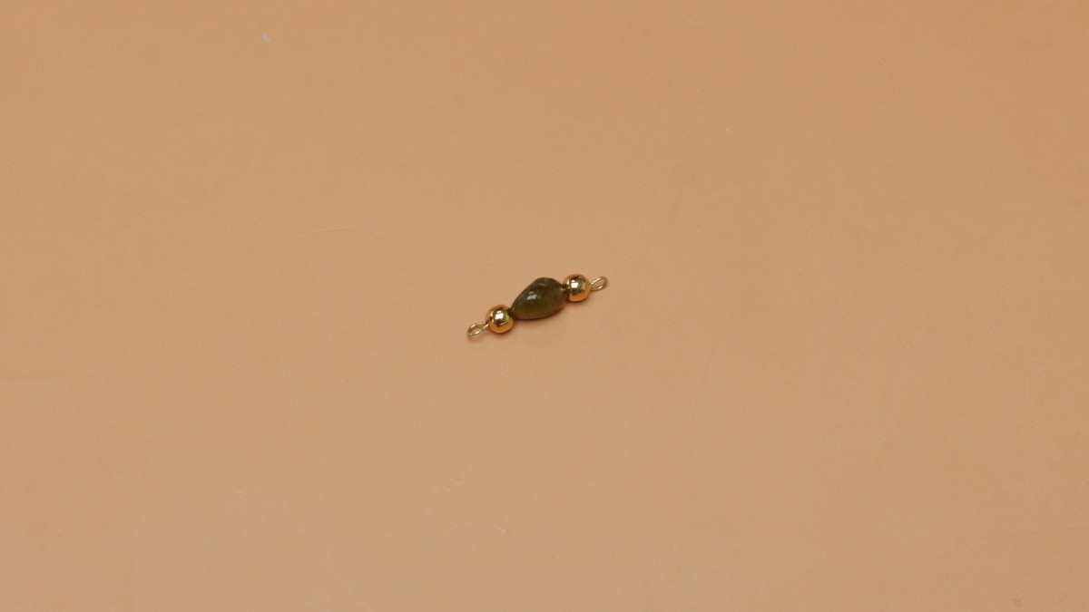 Collane con pietre naturali e charm a forma di lettera : Tappa 4 Collane con pietre naturali e charm a forma di lettera : Tappa 4