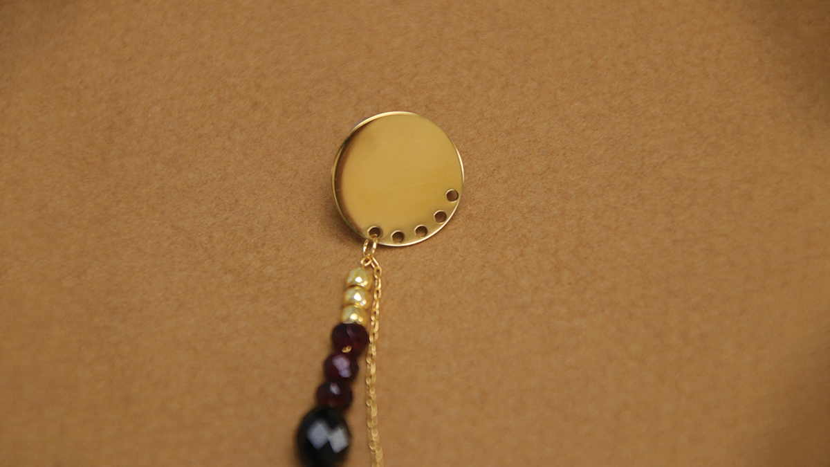 Orecchini pendenti festosi : Tappa 3 Orecchini pendenti festosi : Tappa 3