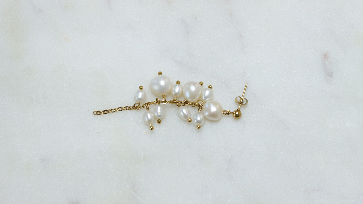 Orecchini pendenti con perle d'acqua dolce : Tappa 8 Orecchini pendenti con perle d'acqua dolce : Tappa 8