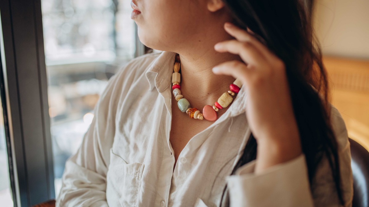 Collana vintage con mix di perline in resina Collana vintage con mix di perline in resina