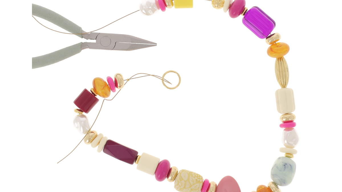 Collana vintage con mix di perline in resina : Tappa 2 Collana vintage con mix di perline in resina : Tappa 2