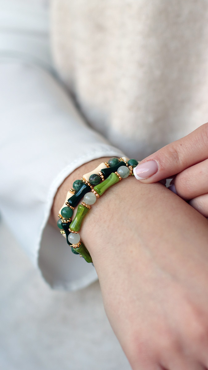 Schema Braccialetti elastici con perline a tubo verdi Schema Braccialetti elastici con perline a tubo verdi