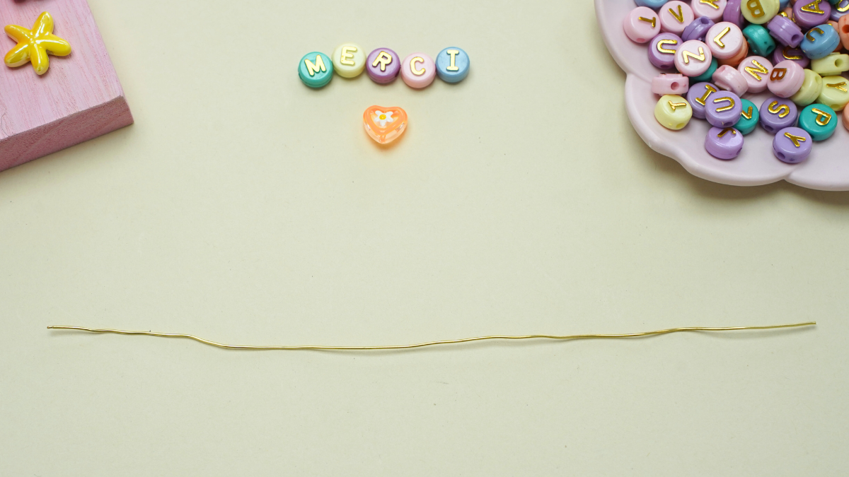 Portachiavi personalizzato con nome e lettere Perla : Tappa 1 Portachiavi personalizzato con nome e lettere Perla : Tappa 1