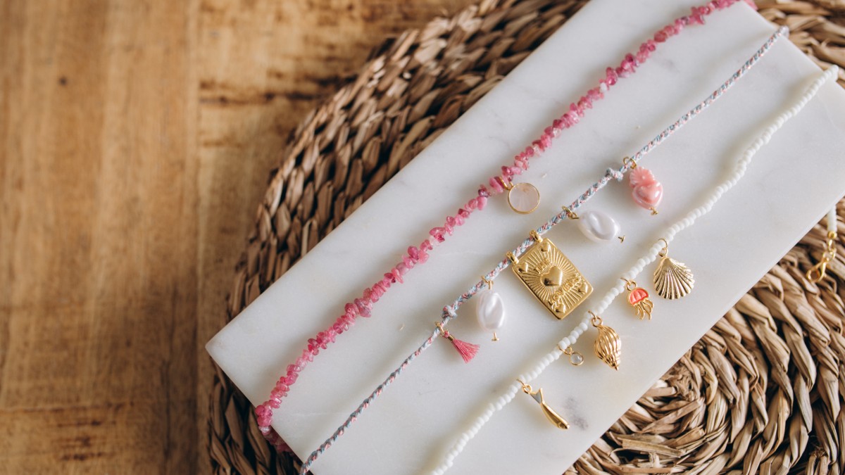 Schema Collane impilabili fai da te con pietre semipreziose, perle Miyuki e cordoncino Schema Collane impilabili fai da te con pietre semipreziose, perle Miyuki e cordoncino