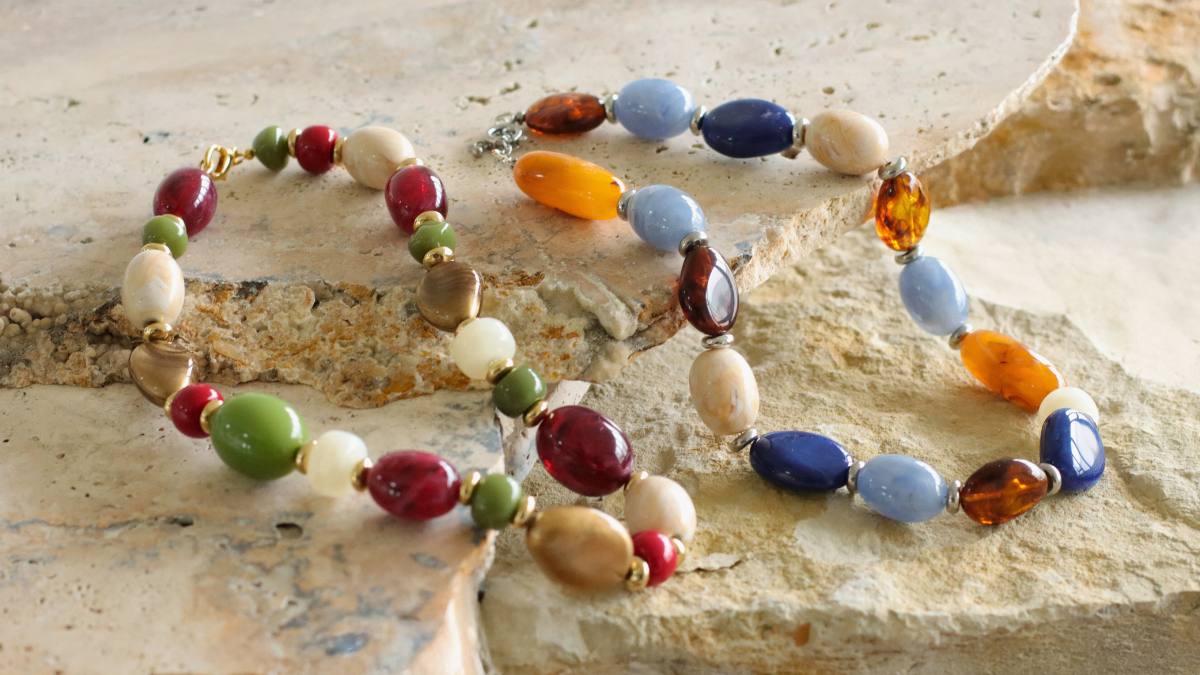 Collana di perle di resina colorata : Tappa 5 Collana di perle di resina colorata : Tappa 5