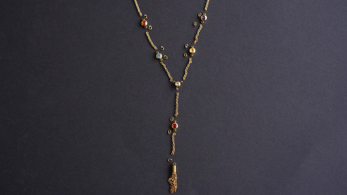 Collana a cascata con zirconi e pompon in acciaio inossidabile : Tappa 3 Collana a cascata con zirconi e pompon in acciaio inossidabile : Tappa 3