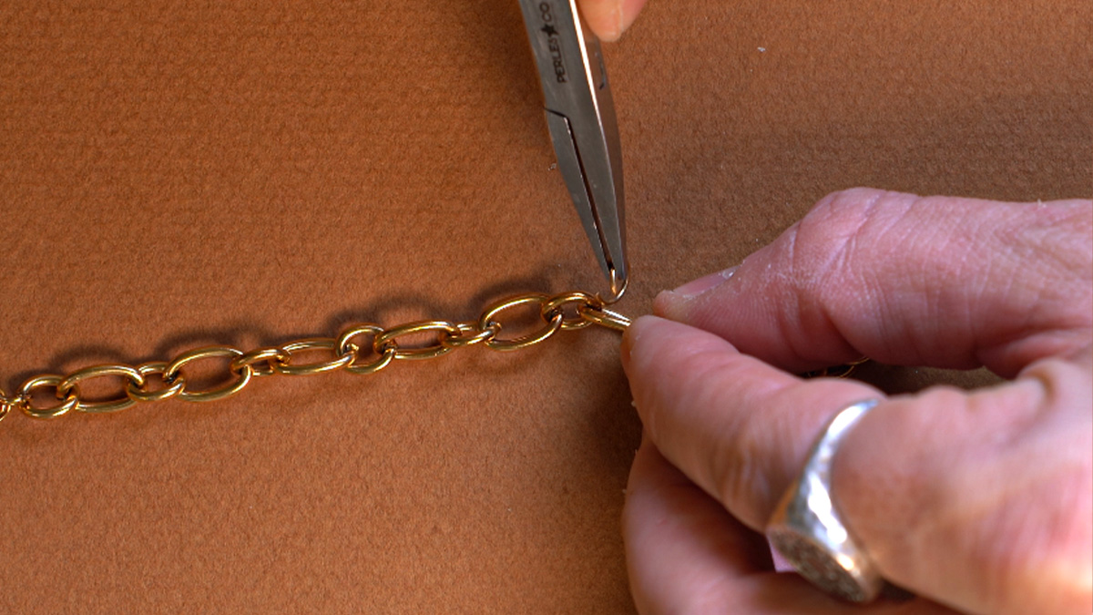 Gioielli da borsa fai da te ciondoli in acciaio inossidabile e perle in resina : Tappa 4 Gioielli da borsa fai da te ciondoli in acciaio inossidabile e perle in resina : Tappa 4