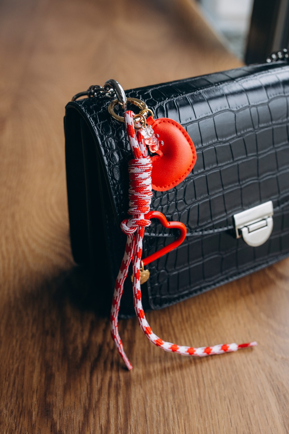 Schema Gioielli da borsa per San Valentino: una facile idea fai da te Schema Gioielli da borsa per San Valentino: una facile idea fai da te