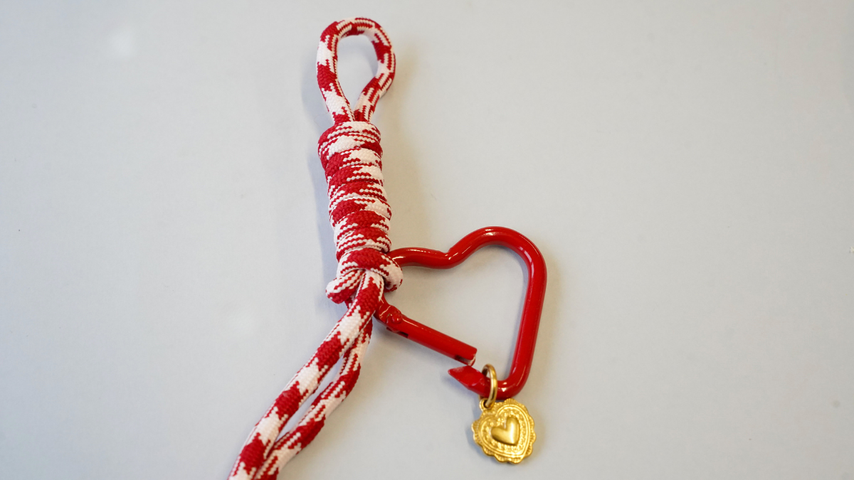 Gioielli da borsa per San Valentino: una facile idea fai da te : Tappa 2 Gioielli da borsa per San Valentino: una facile idea fai da te : Tappa 2