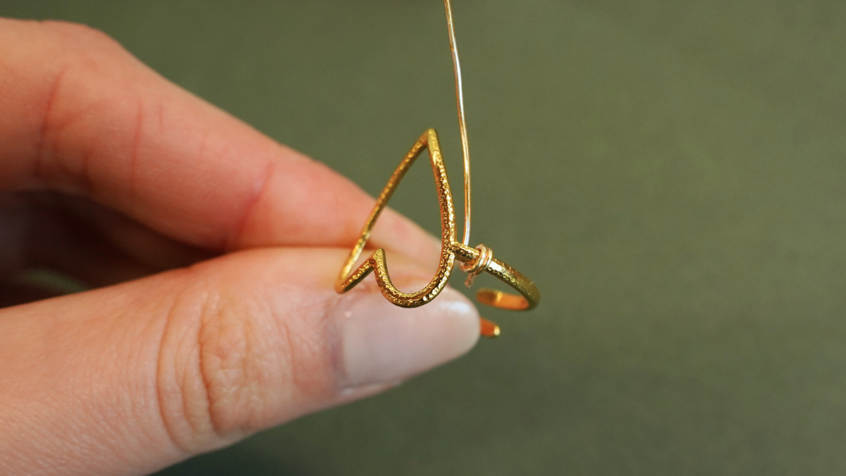 Anello fai da te con cuore e perle di pietra semipreziosa : Tappa 3 Anello fai da te con cuore e perle di pietra semipreziosa : Tappa 3