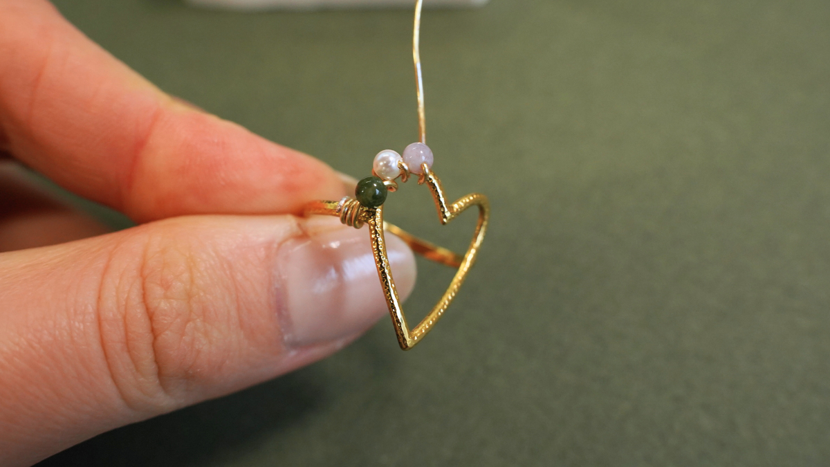 Anello fai da te con cuore e perle di pietra semipreziosa : Tappa 5 Anello fai da te con cuore e perle di pietra semipreziosa : Tappa 5