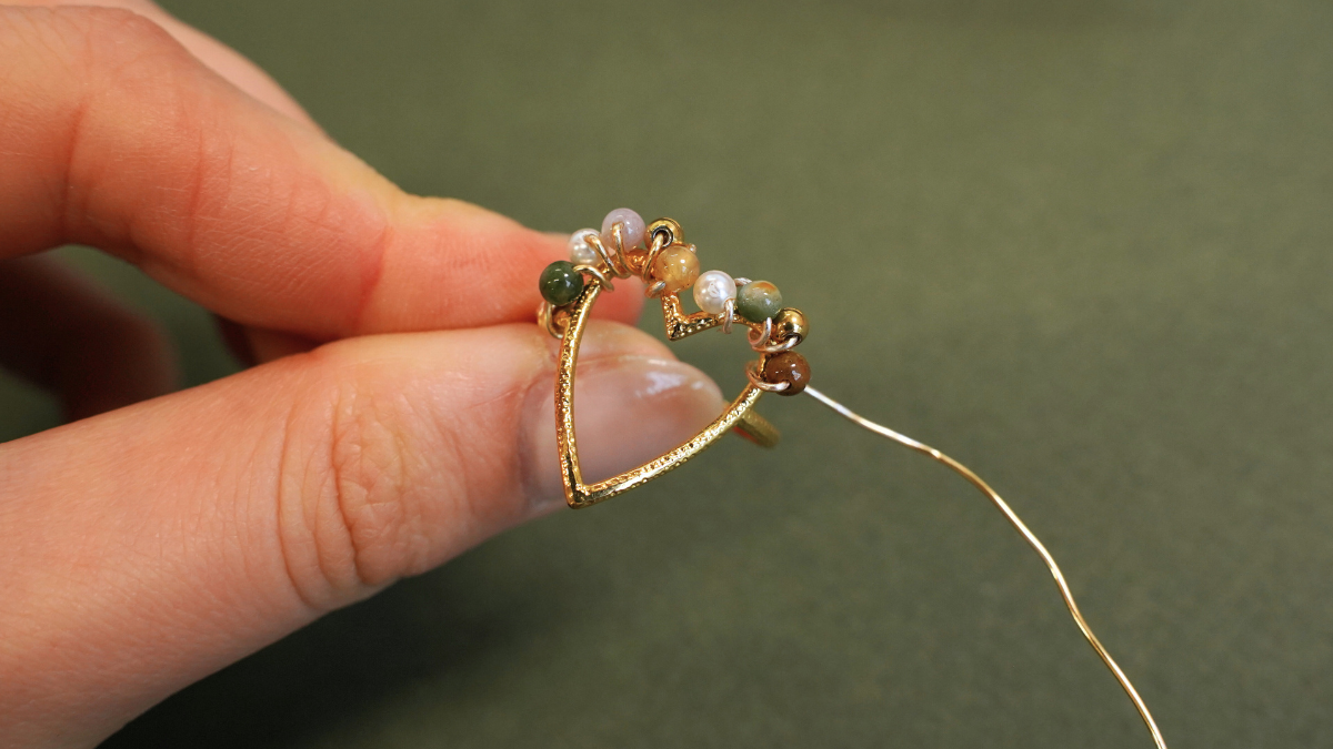 Anello fai da te con cuore e perle di pietra semipreziosa : Tappa 6 Anello fai da te con cuore e perle di pietra semipreziosa : Tappa 6