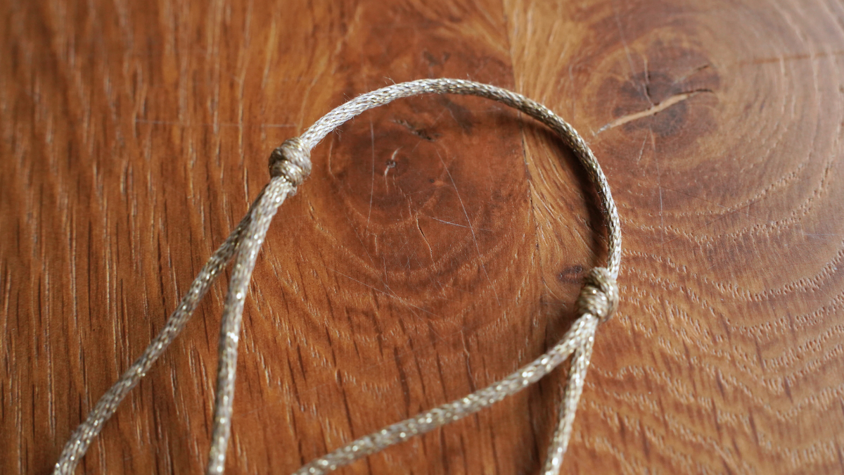 Duo di braccialetti in corda e rete navy : Tappa 8 Duo di braccialetti in corda e rete navy : Tappa 8