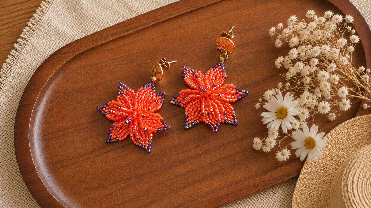 Orecchini a 7 petali di fiori intrecciati Orecchini a 7 petali di fiori intrecciati