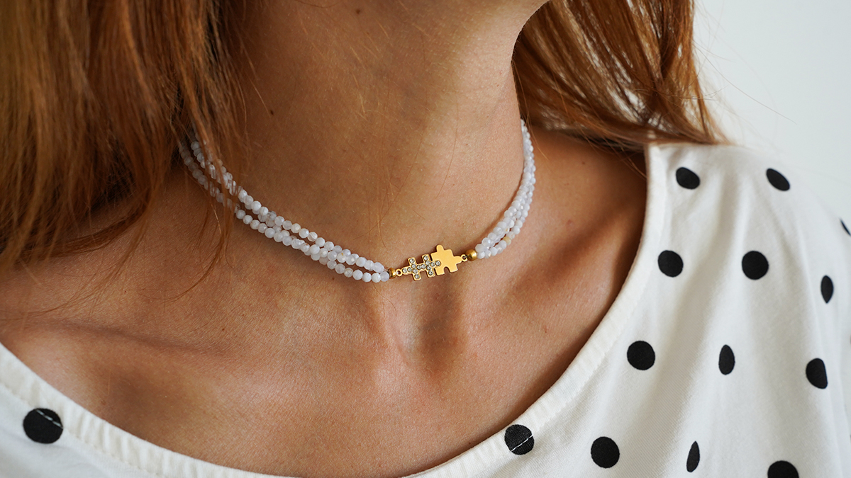 Collana a tre fili in agata blu Collana a tre fili in agata blu