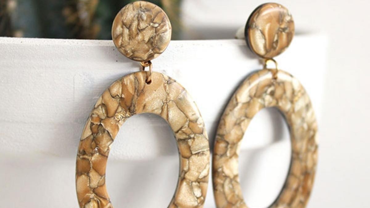 Orecchini Cernit metallizzati effetto marmo champagne Orecchini Cernit metallizzati effetto marmo champagne